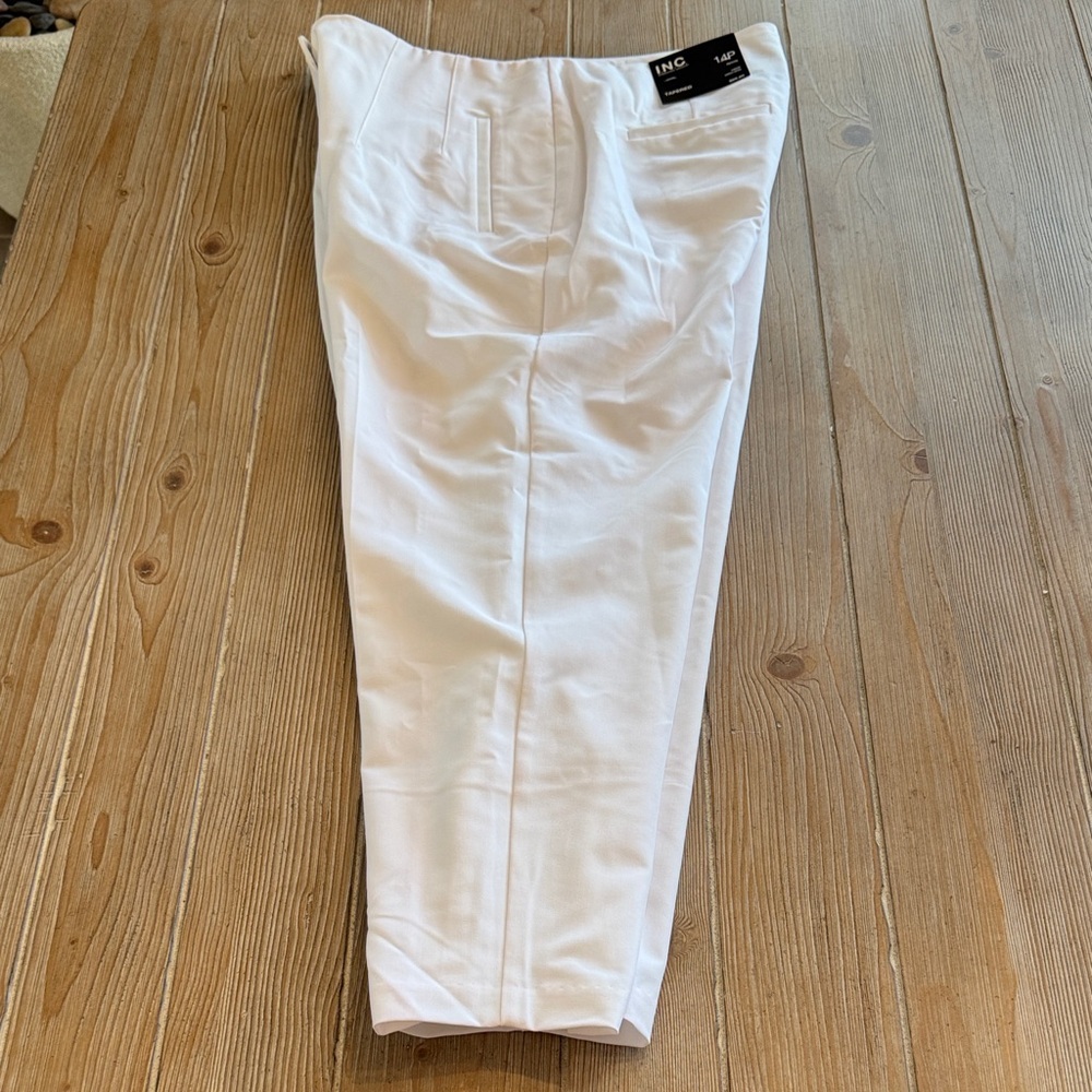 INC International Concepts Women’s 14 Petite High Rise Cigarette Pants,
NWT